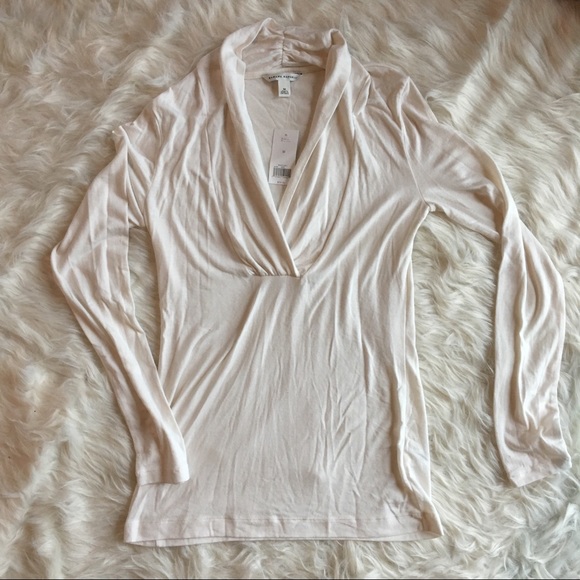 Banana Republic Tops - NWT Banana Republic v neck pullover top medium